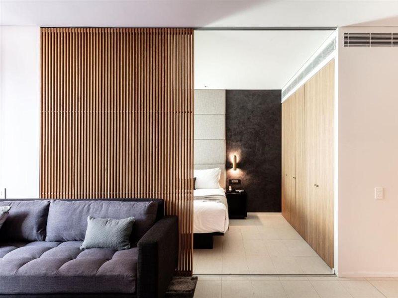 Skye Suites Sydney Exterior photo A sliding door