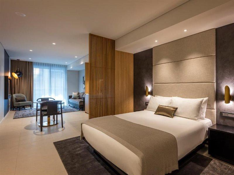 Skye Suites Sydney Exterior photo A bedroom at the hotel