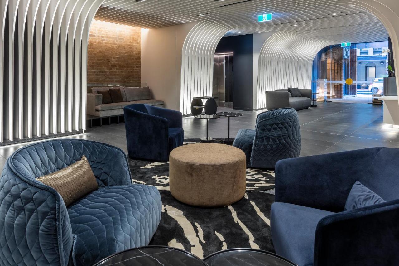 Skye Suites Sydney Exterior photo The lounge at the airport
